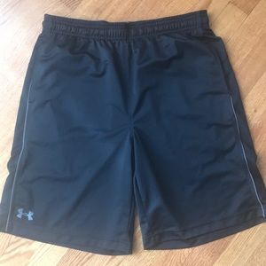 Under Armour black shorts